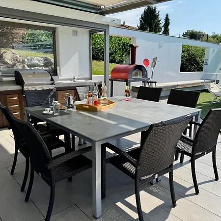 别墅 Panoramica Cardana *